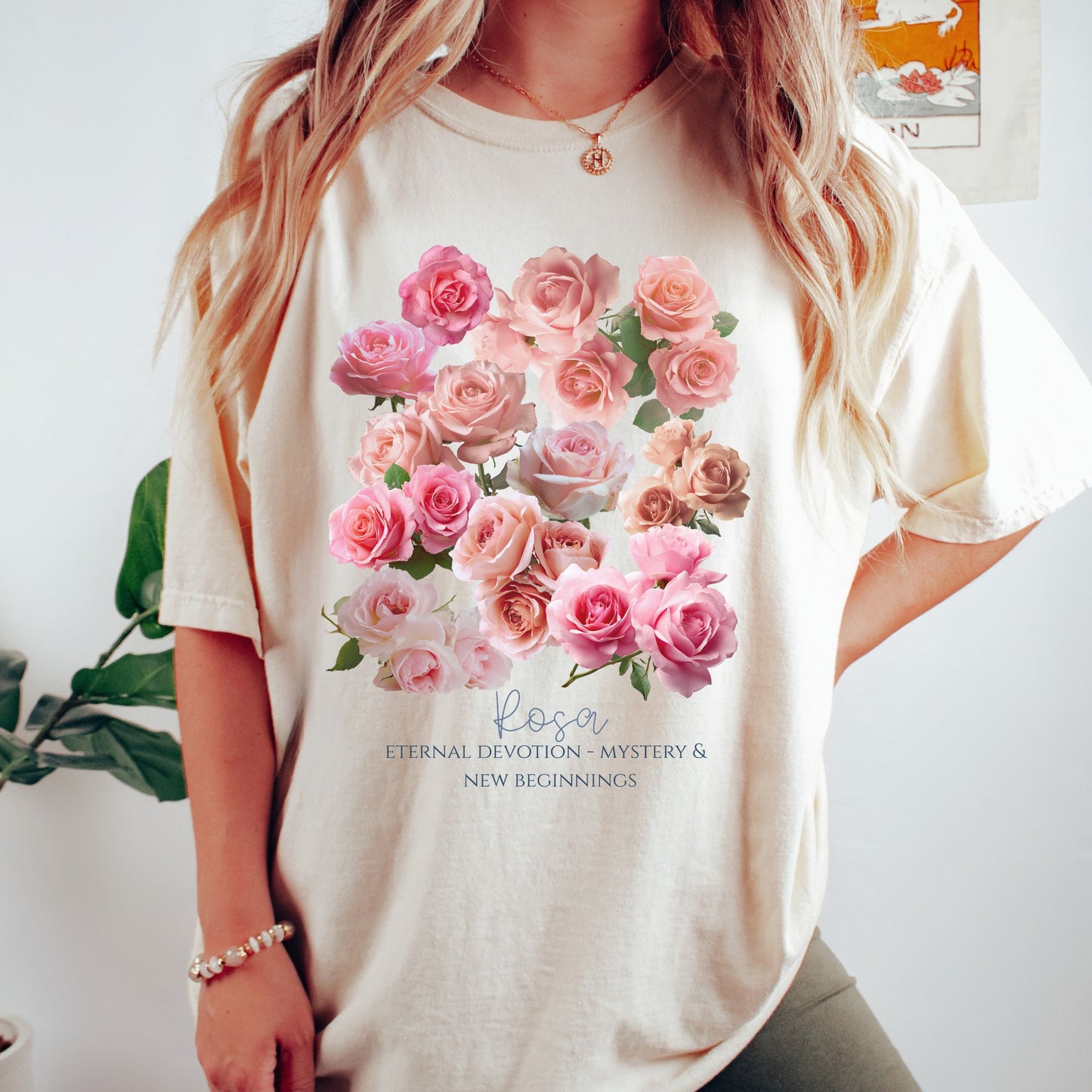 Woman wearing an Ivory color vintage Rose June birthday flower tee – Crossroads Dandelion